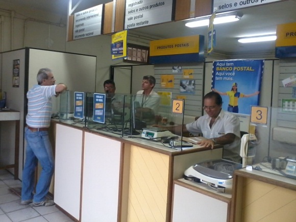 Funcionários dos Correios de Miracema: Milton, Adalto e Marcos. Foto: Nelson Barros Funcionários dos Correios de Miracema: Milton, Adauto e Marcos. Foto: Nelson Barros