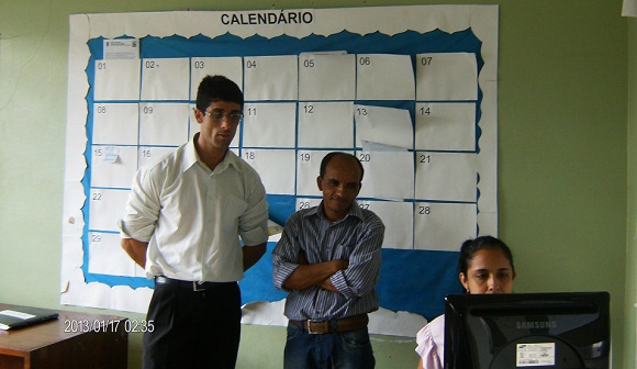 A direita, o presidente Carlos Fera. A direita, o presidente Carlos Fera.