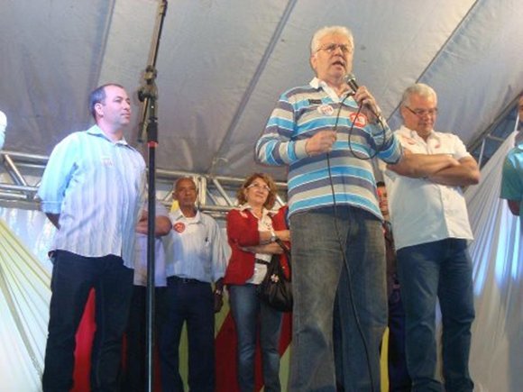 FOTO ARQUIVO. DR. GUTEMBERG DURANTE A CAMPANH FOTO ARQUIVO. DR. GUTEMBERG DURANTE A CAMPANHA