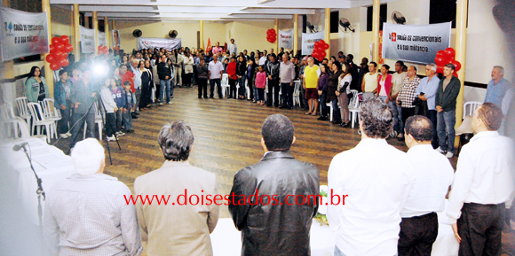 Boa parte da comunidade compareceu ao evento.  foto: laelson barros